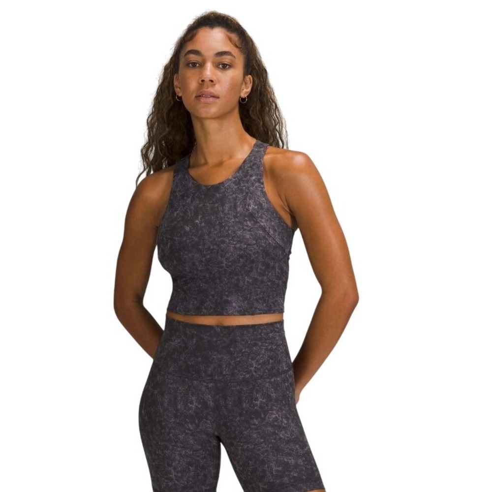 Lululemon Invigorate Training TankTop Denim Wash Dusky Lavender Black, Size 0